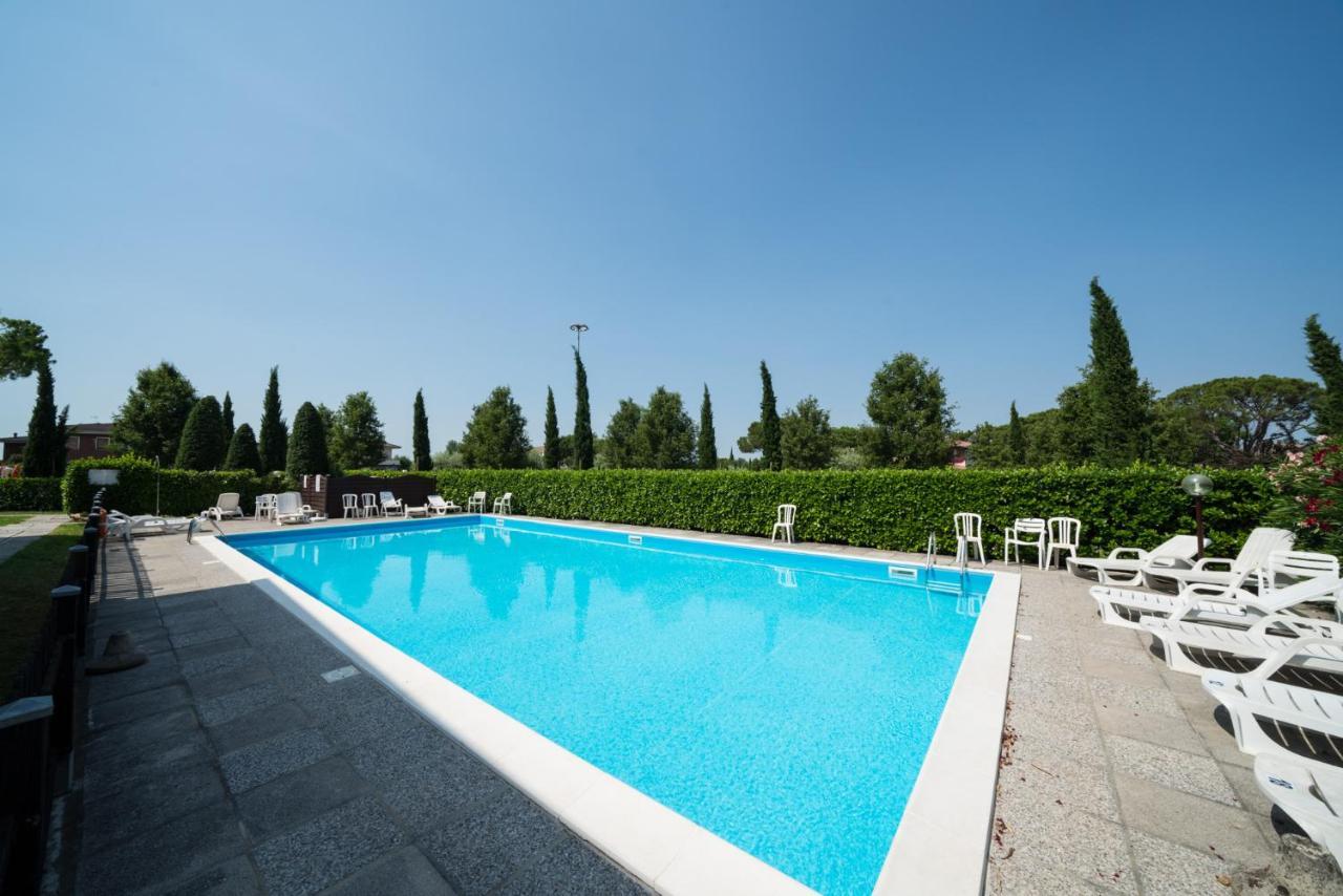 Gardappartamenti Sorgente Pool Sirmione Exterior foto